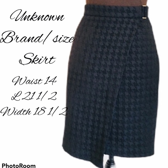 Unknown Dresses & Skirts - Unknown Brand Skirt Black